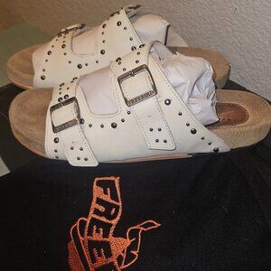 NWT - Freebird - Asher - Bone color - Size 11